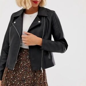 New Look Moto Jacket - Women’s Cream Color, Faux Leather, Moto Jacket. Size PL